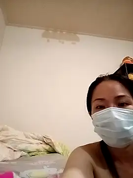 candy00009 online show from 11, 9, 2025