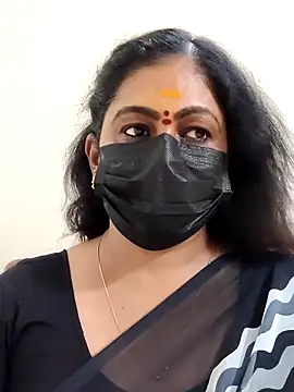 Sweetie swetha37 online show from 2, 11, 2025