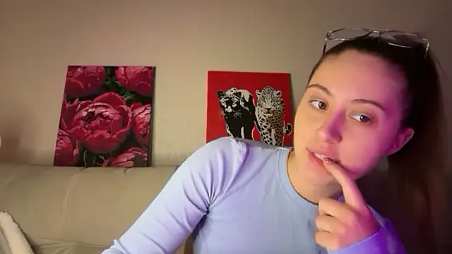 Snapshot of StellarAlice chatting on 31, 3, 2026 StellarAlice online show from 31, 3, 2026