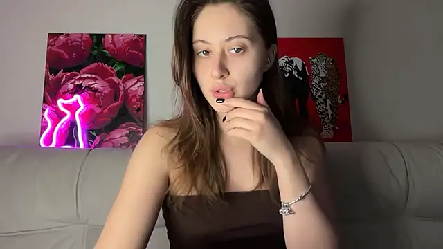 StellarAlice online show from 8, 5, 2026