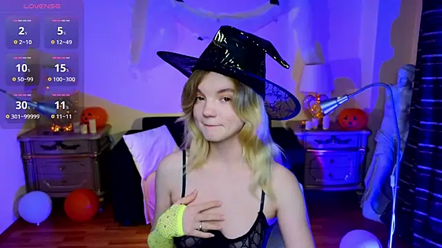 Snapshot of RosesKate chatting on 25, 10, 2025 RosesKate online show from 25, 10, 2025