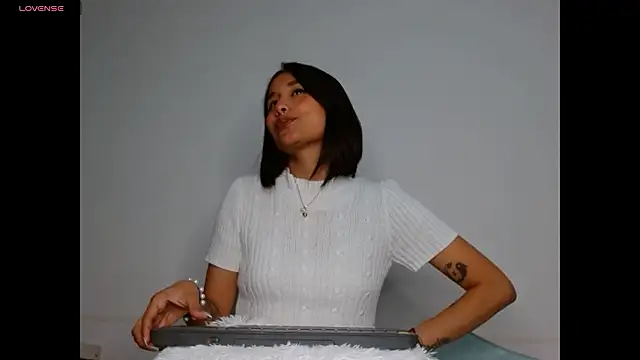 Gia Lee online show from 21, 3, 2026