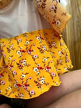Snapshot of July-Asian chatting on 15, 10, 2025 July-Asian online show from 15, 10, 2025