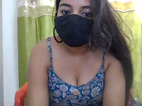 Little toy girl online show from 15, 9, 2025