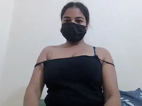 Little toy girl online show from 28, 5, 2026