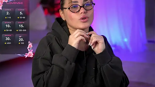 KayaAzur online show from 12, 1, 2026