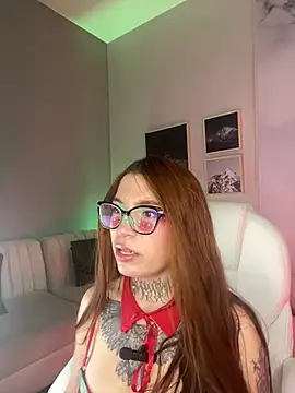 Snapshot of dreamleah_ chatting on 2, 6, 2026 dreamleah online show from 2, 6, 2026