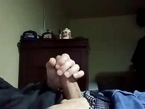 Snapshot of StirringFraction chatting on 11, 11, 2025 StirringFraction online show from 11, 11, 2025