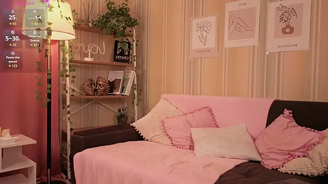 Snapshot of Winaria chatting on 14, 9, 2025 Winaria online show from 14, 9, 2025