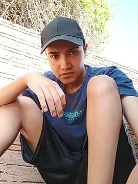 novinho safado   online show from 20, 5, 2026