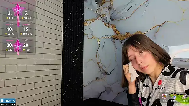 nena cupcake  online show from 4, 11, 2025