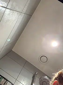 Snapshot of Chloemillerrxx chatting on 15, 9, 2025 Chloemillerrxx online show from 15, 9, 2025