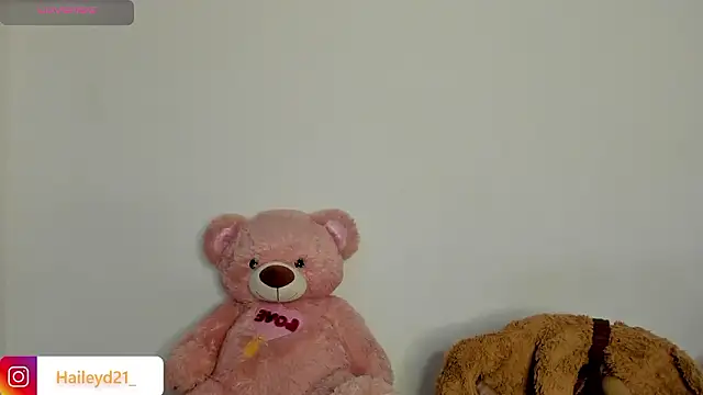 Snapshot of HaileyDuke chatting on 27, 2, 2026 HaileyDuke online show from 27, 2, 2026