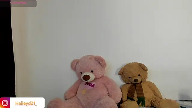 Snapshot of HaileyDuke chatting on 17, 3, 2026 HaileyDuke online show from 17, 3, 2026