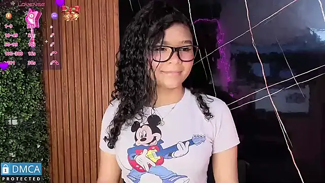 Snapshot of leidy_morales_ chatting on 23, 4, 2026 leidy morales online show from 23, 4, 2026