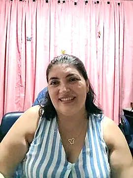 Snapshot of lina_maria99 chatting on 16, 12, 2025 lina maria99 online show from 16, 12, 2025