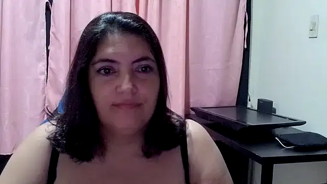 Snapshot of lina_maria99 chatting on 12, 2, 2026 lina maria99 online show from 12, 2, 2026