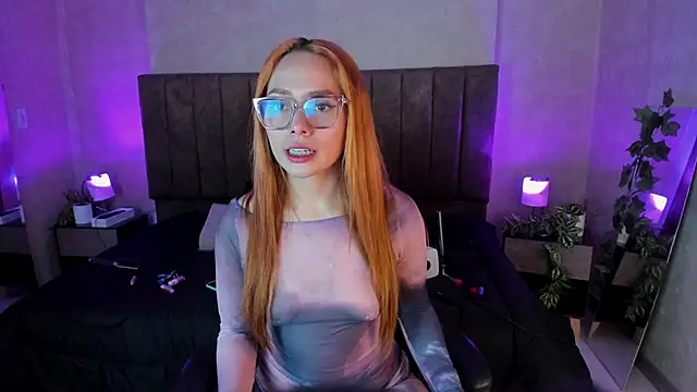 LanaMills  online show from 12, 10, 2025