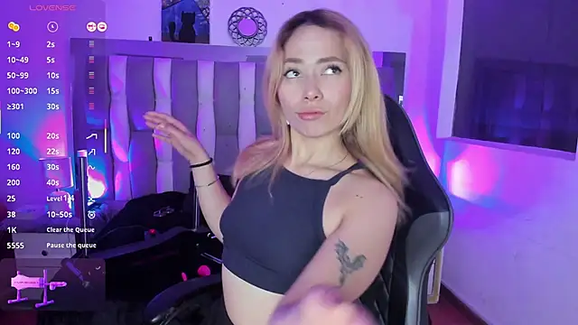 LanaMills  online show from 18, 11, 2025