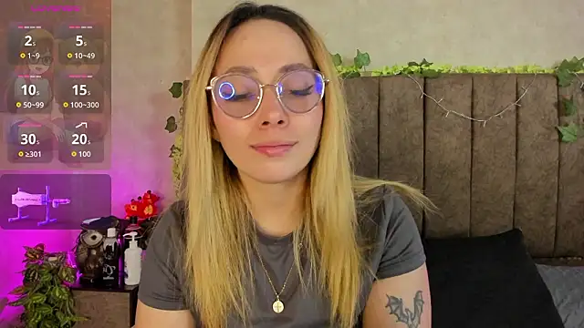 LanaMills  online show from 24, 2, 2026