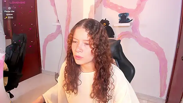 AphroditeSweet online show from 12, 9, 2025