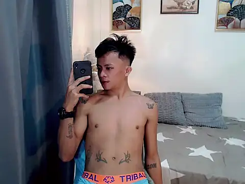 Snapshot of UrAsian_kirk chatting on 26, 9, 2025 UrAsian kirk online show from 26, 9, 2025