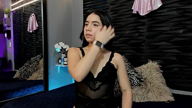 lu styles  online show from 30, 9, 2025