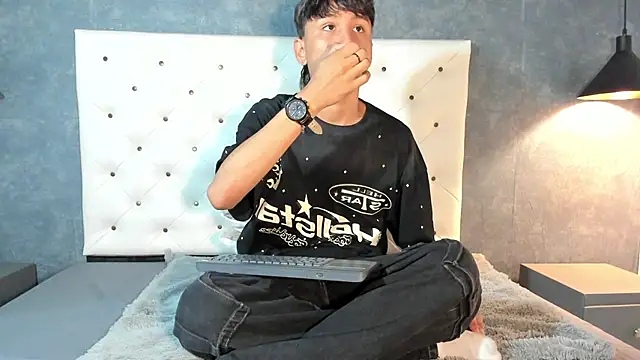 Snapshot of Daddy_Darcks chatting on 21, 10, 2025 Daddy Darcks online show from 21, 10, 2025