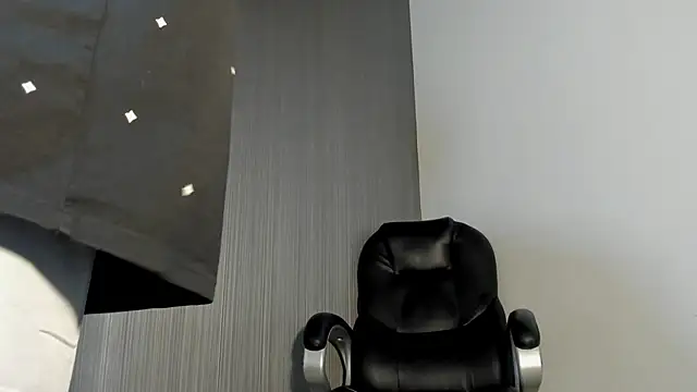 Snapshot of Daddy_Darcks chatting on 23, 10, 2025 Daddy Darcks online show from 23, 10, 2025