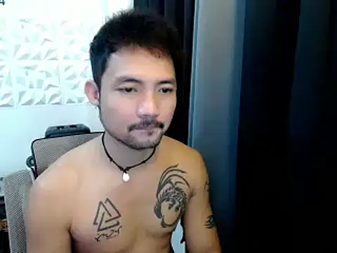Snapshot of Thefriskyasian chatting on 30, 9, 2025 Thefriskyasian online show from 30, 9, 2025