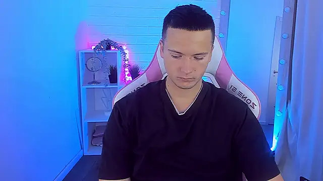 ZackNeal online show from 11, 9, 2025
