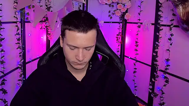 ZackNeal online show from 9, 10, 2025