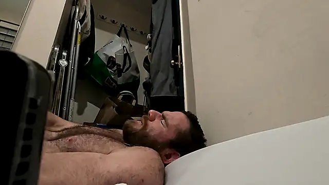 Bighairytopping online show from 7, 6, 2026