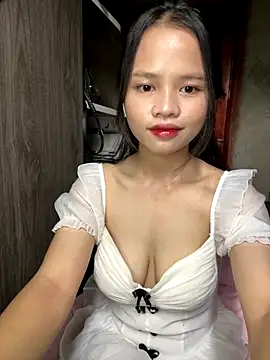 Snapshot of Hana-44 chatting on 22, 10, 2025 Hana-44 online show from 22, 10, 2025