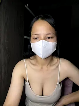 Snapshot of Hana-44 chatting on 9, 11, 2025 Hana-44 online show from 9, 11, 2025