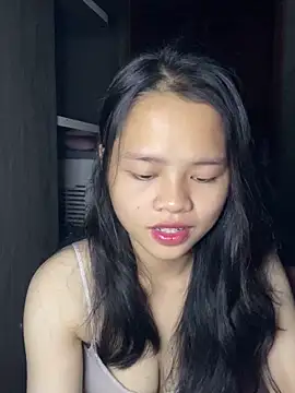 Snapshot of Hana-44 chatting on 4, 12, 2025 Hana-44 online show from 4, 12, 2025