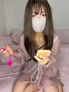 reina 00121 online show from 10, 9, 2025