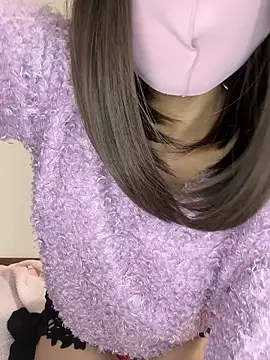 reina 00121 online show from 12, 11, 2025