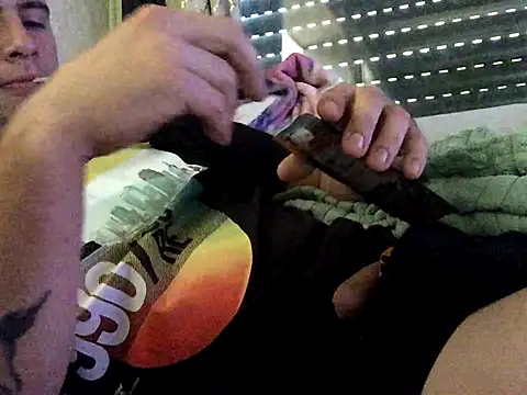 Snapshot of coupleamateurfun23 chatting on 19, 9, 2025 coupleamateurfun23 online show from 19, 9, 2025