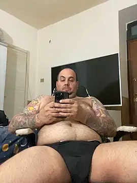 Snapshot of Roma84000 chatting on 15, 9, 2025 Roma84000 online show from 15, 9, 2025