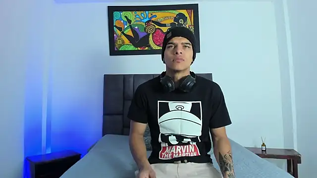 wyatt 3 online show from 17, 11, 2025