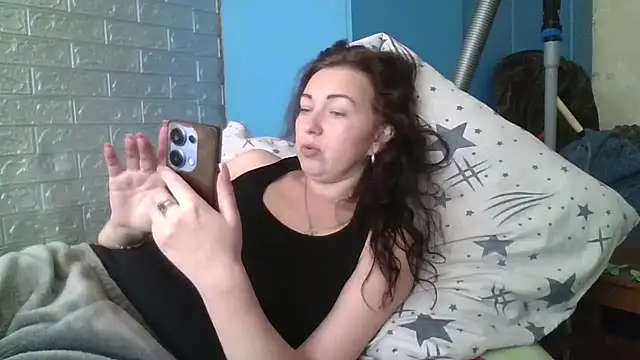 Snapshot of DanaNeon chatting on 16, 4, 2026 DanaNeon online show from 16, 4, 2026