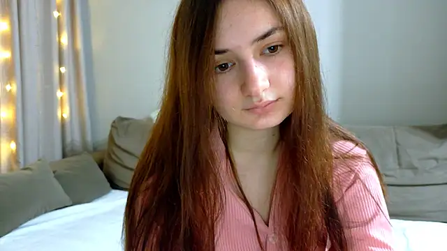 Lelia Vibe online show from 3, 11, 2025