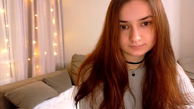 Lelia Vibe online show from 3, 12, 2025