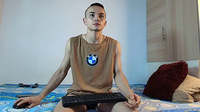 Snapshot of HARVEY_HARDMAN chatting on 13, 9, 2025 HARVEY HARDMAN online show from 13, 9, 2025