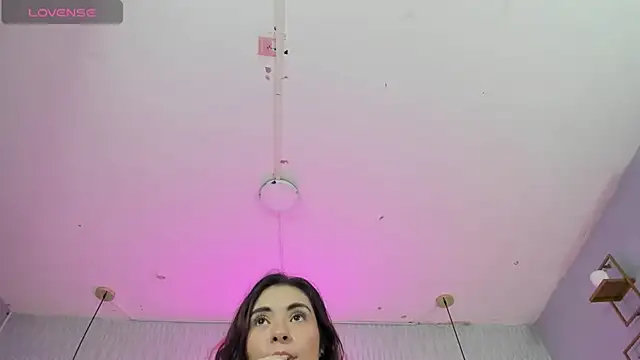 Snapshot of HANNA_BASTIAN_VC chatting on 27, 10, 2025 HANNA BASTIAN VC online show from 27, 10, 2025