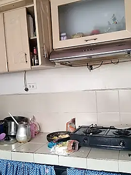 Snapshot of hoteder chatting on 4, 11, 2025 hoteder online show from 4, 11, 2025