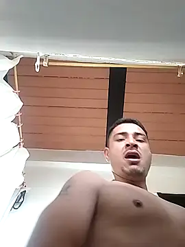 Snapshot of hoteder chatting on 7, 11, 2025 hoteder online show from 7, 11, 2025