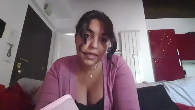 Snapshot of LadySophia03 chatting on 29, 9, 2025 LadySophia03 online show from 29, 9, 2025