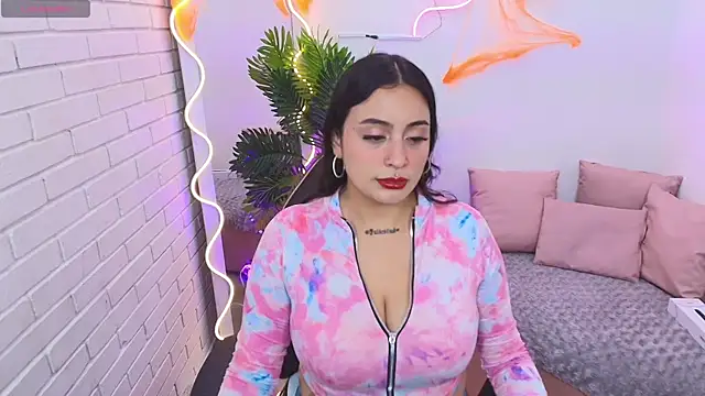 Darling tay online show from 13, 10, 2025